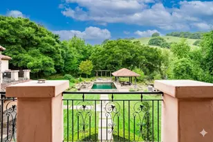 5371 Stonehurst Dr, Martinez, CA 94553 - Photo 28