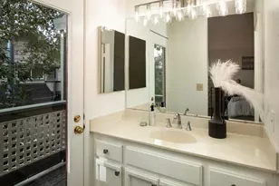 426 Hillwood Ct 303, Mountain View, CA 94040 - Photo 10