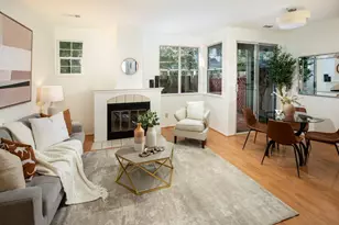 426 Hillwood Ct 303, Mountain View, CA 94040 - Photo 2