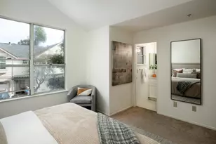 426 Hillwood Ct 303, Mountain View, CA 94040 - Photo 14