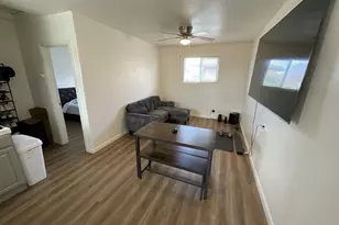 1300 Mesa Dr, Hollister, CA 95023 - Photo 8