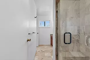 1300 Mesa Dr, Hollister, CA 95023 - Photo 16