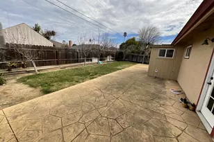 1300 Mesa Dr, Hollister, CA 95023 - Photo 10