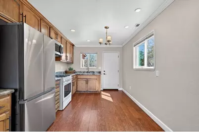 1300 Mesa Dr, Hollister, CA 95023 - Photo 12