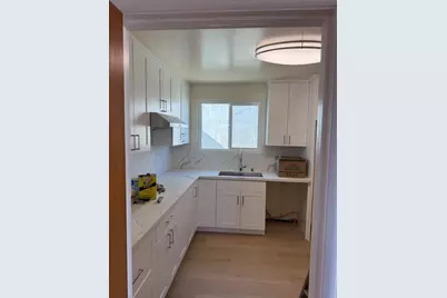 60 Westmoor Ave, Daly City, CA 94015 - Photo 10