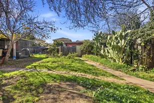 855 N 12th St, San Jose, CA 95112 - Photo 6
