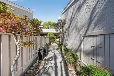 2403 Golf Links Cir, Santa Clara, CA 95050 - Photo 32