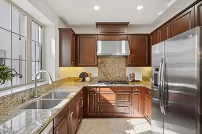 62 Cuesta Dr, Los Altos, CA 94022 - Photo 12