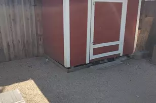 827 Central Ave, Hollister, CA 95023 - Photo 10