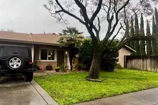 3332 Jayanne Way, Carmichael, CA 95608 - Photo 2