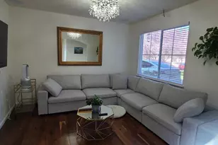 10133 Annie St, Elk Grove, CA 95757 - Photo 8