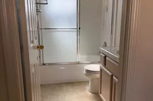 949 Nantucket Blvd 14, Salinas, CA 93906 - Photo 6