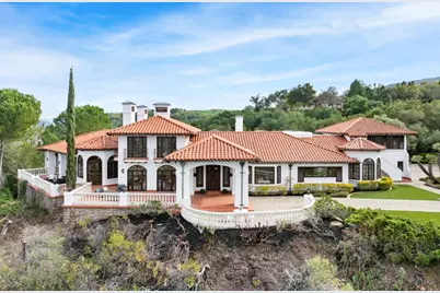 5770 Harwood Rd, Los Gatos, CA 95032 - Photo 4