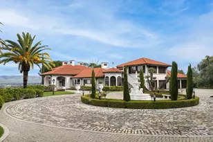 5770 Harwood Rd, Los Gatos, CA 95032 - Photo 2