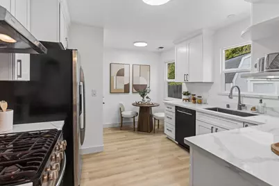 1046 Lupin Way, San Carlos, CA 94070 - Photo 10