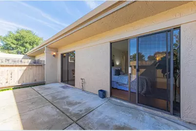 15 Montsalas Dr, Monterey, CA 93940 - Photo 20