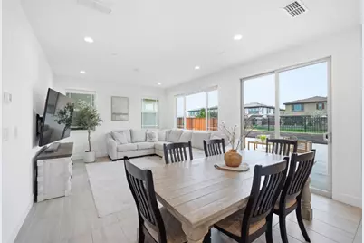 1122 S Morning Glory Dr, Tracy, CA 95391 - Photo 8