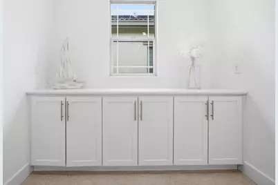 1122 S Morning Glory Dr, Tracy, CA 95391 - Photo 14