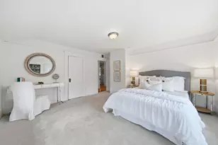 1085 Emerson St, Palo Alto, CA 94301 - Photo 28