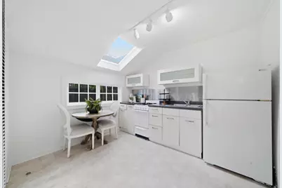 1085 Emerson St, Palo Alto, CA 94301 - Photo 42