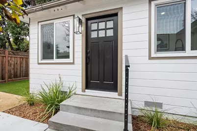 576 Green Manor Ct, Palo Alto, CA 94301 - Photo 18