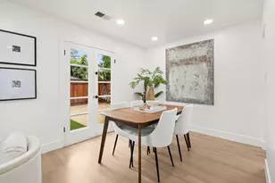 576 Green Manor Ct, Palo Alto, CA 94301 - Photo 10