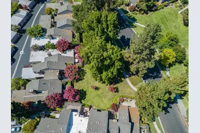 1715 Sandy Creek Ln, San Jose, CA 95125 - Photo 30