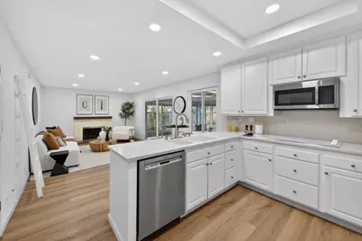 2733 Winfield Dr, Mountain View, CA 94040 - Photo 2