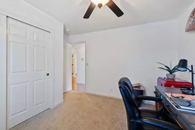 1426 Gladstone Ct, Redding, CA 96001 - Photo 26
