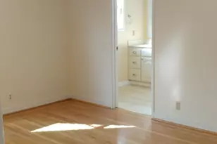 36871 Locust St, Newark, CA 94560 - Photo 6