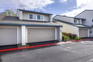 662 Draco Ln, Foster City, CA 94404 - Photo 2