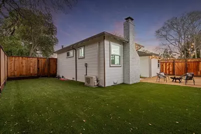 576 Green Manor Ct, Palo Alto, CA 94301 - Photo 26