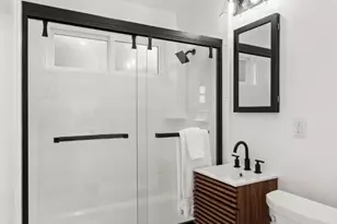 576 Green Manor Ct, Palo Alto, CA 94301 - Photo 22