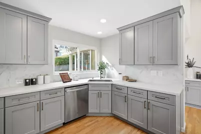 10140 Hillcrest Rd, Cupertino, CA 95014 - Photo 14