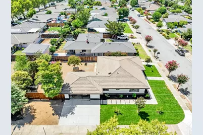 700 Eschenburg Dr, Gilroy, CA 95020 - Photo 46