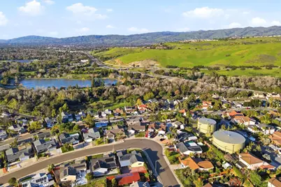 736 Braxton Dr, San Jose, CA 95111 - Photo 96