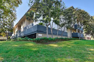 7100 Rainbow Dr 35, San Jose, CA 95129 - Photo 8