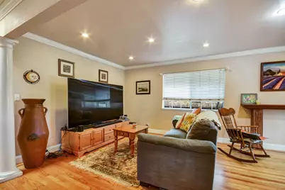 204 Park St, Redwood City, CA 94061 - Photo 8