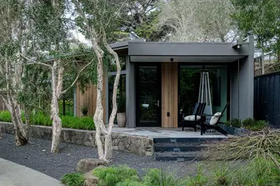 747 Bromfield Rd, Hillsborough, CA 94010 - Photo 56