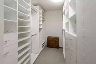 747 Bromfield Rd, Hillsborough, CA 94010 - Photo 32