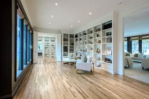 747 Bromfield Rd, Hillsborough, CA 94010 - Photo 4