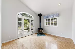 21 Cobblestone Ln, San Carlos, CA 94070 - Photo 16