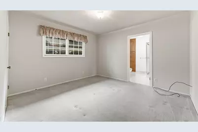 21 Cobblestone Ln, San Carlos, CA 94070 - Photo 26