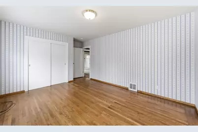 21 Cobblestone Ln, San Carlos, CA 94070 - Photo 24