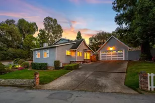 21 Cobblestone Ln, San Carlos, CA 94070 - Photo 4