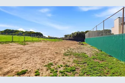 62 Palisades Dr, Daly City, CA 94015 - Photo 42