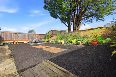 467 Heathcliff Dr, Pacifica, CA 94044 - Photo 18