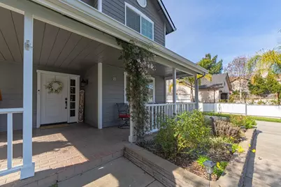 18 Hancock Cir, Salinas, CA 93906 - Photo 2