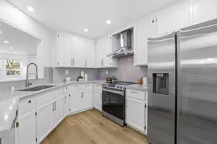 982 La Mesa Ter E, Sunnyvale, CA 94086 - Photo 12