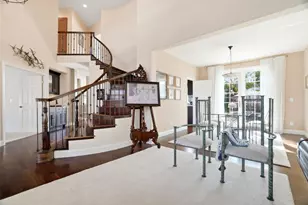 1404 Casablanca Cir, Gilroy, CA 95020 - Photo 6